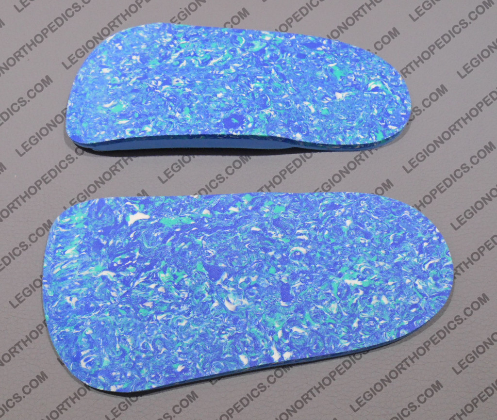 Short insoles made of foam with arch pad